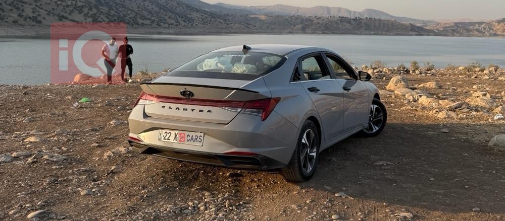 هیوندای ئەلەنترا